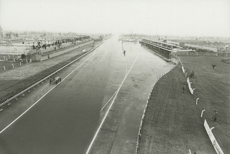 10579217993_2e9a7a3fb7