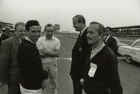 10579320686_00a6b26f41