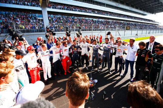 Drivers take silence for Jules Bianchi